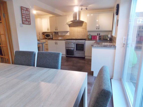 3 bedroom Terraced f...